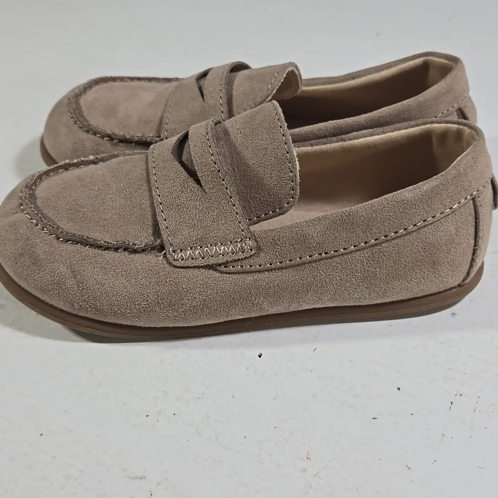 H&M Kids Tan Loafers and Cream & Tan Sneakers size 8 25